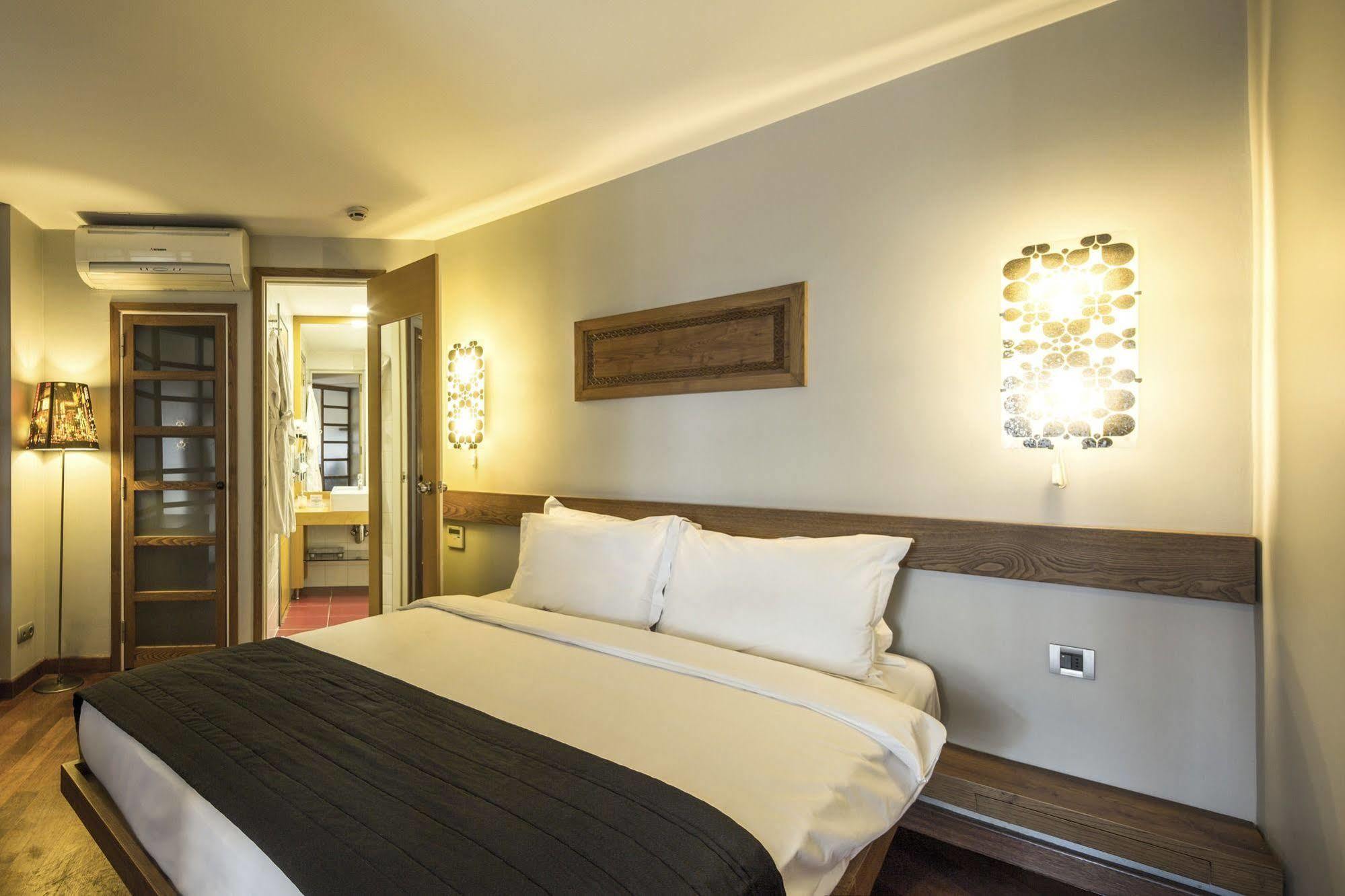 Taxim Suites Residences Istanbul Exteriör bild